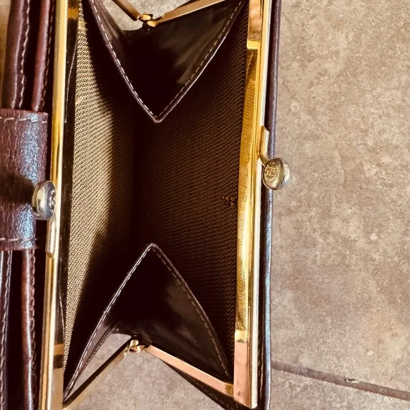 Fendi Zucca compact wallet Authentic - Picture 1 of 4